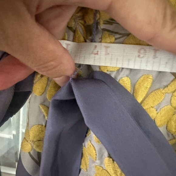 Anthropologie Silk Eloise Floral Kimono Robe Dress Tie Waist Size Medium - Picture 8 of 10